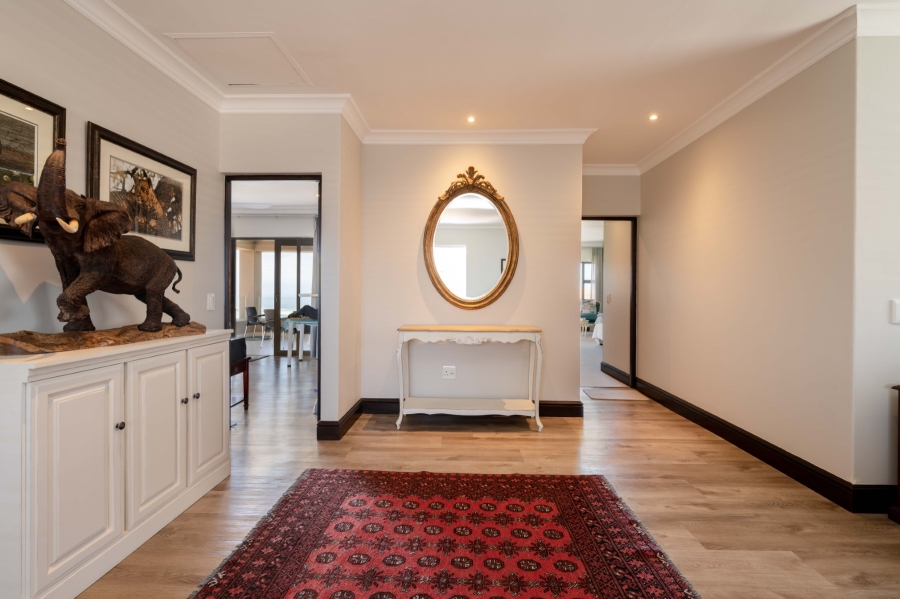 4 Bedroom Property for Sale in The Hill Western Cape